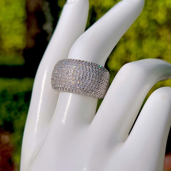 Jewelry - Diamond (sim) Sterling Silver Statement Ring Sz 8